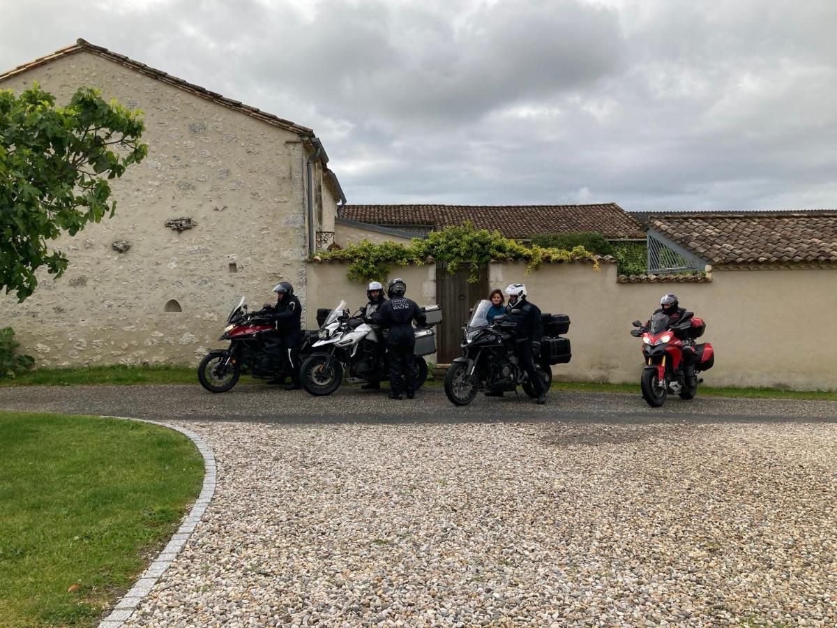 La Ferme Buissonniere Bed & Breakfast Bardou Luaran gambar