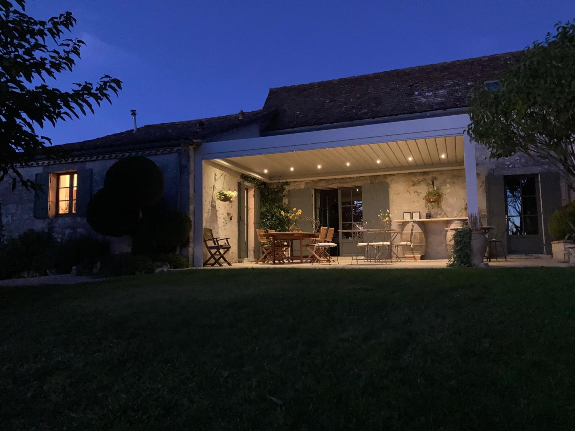 La Ferme Buissonniere Bed & Breakfast Bardou Luaran gambar